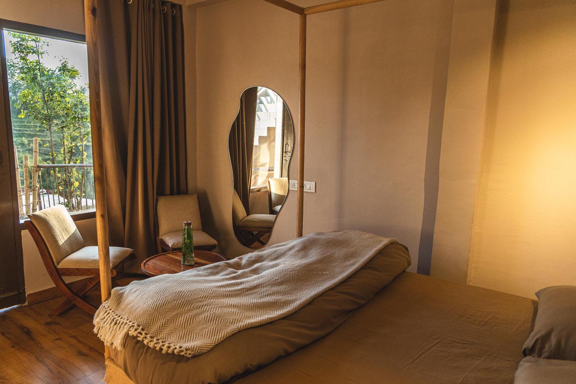 Exstasy Stays - Bathtub Rooms & Cafe - Your Romantic & Cozy Getaway - Thhpsociety - مكتزور المظهر الخارجي الصورة