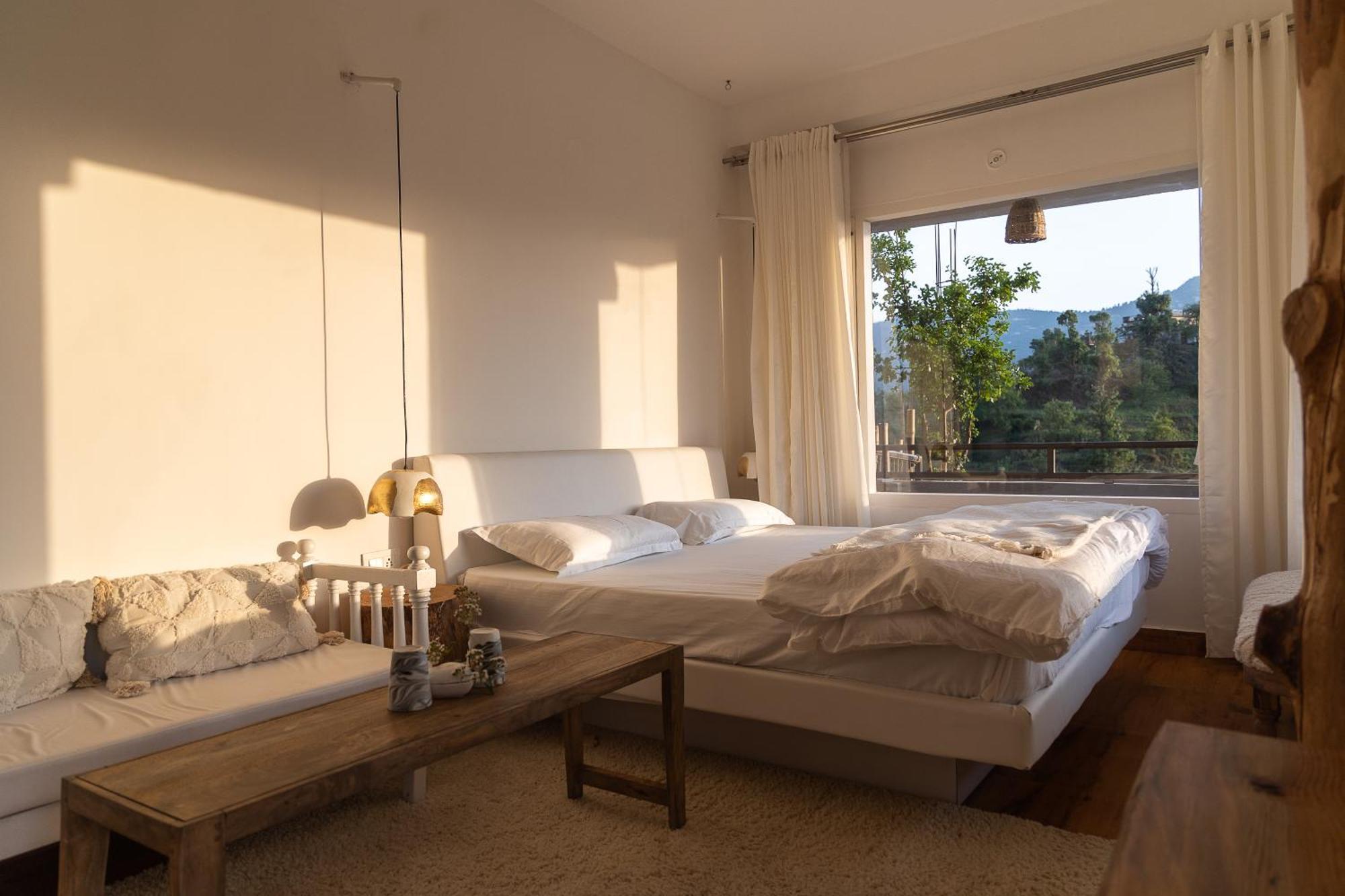 Exstasy Stays - Bathtub Rooms & Cafe - Your Romantic & Cozy Getaway - Thhpsociety - مكتزور المظهر الخارجي الصورة